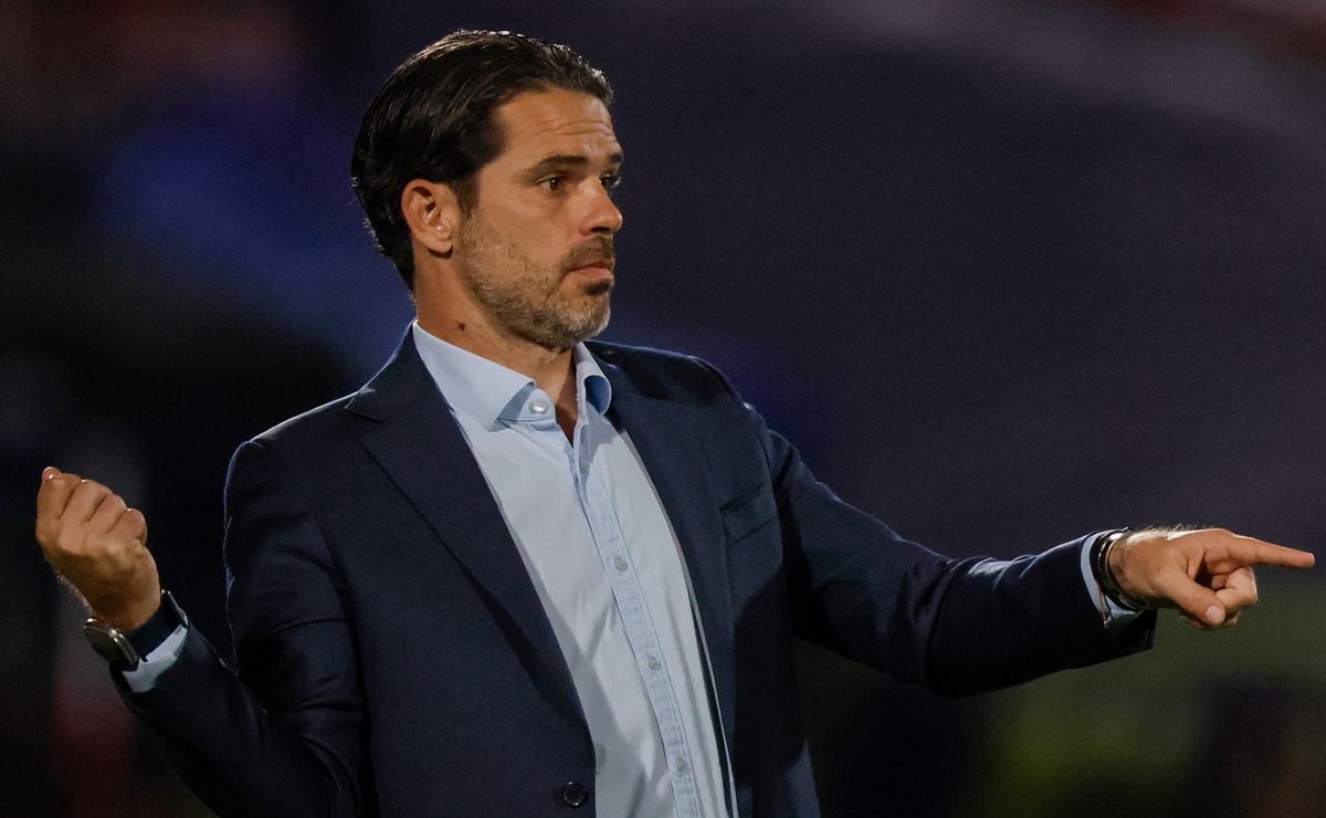 Fernando Gago protege a Lucas Assadi en U. de Chile: “Es responsabilidad del entrenador”