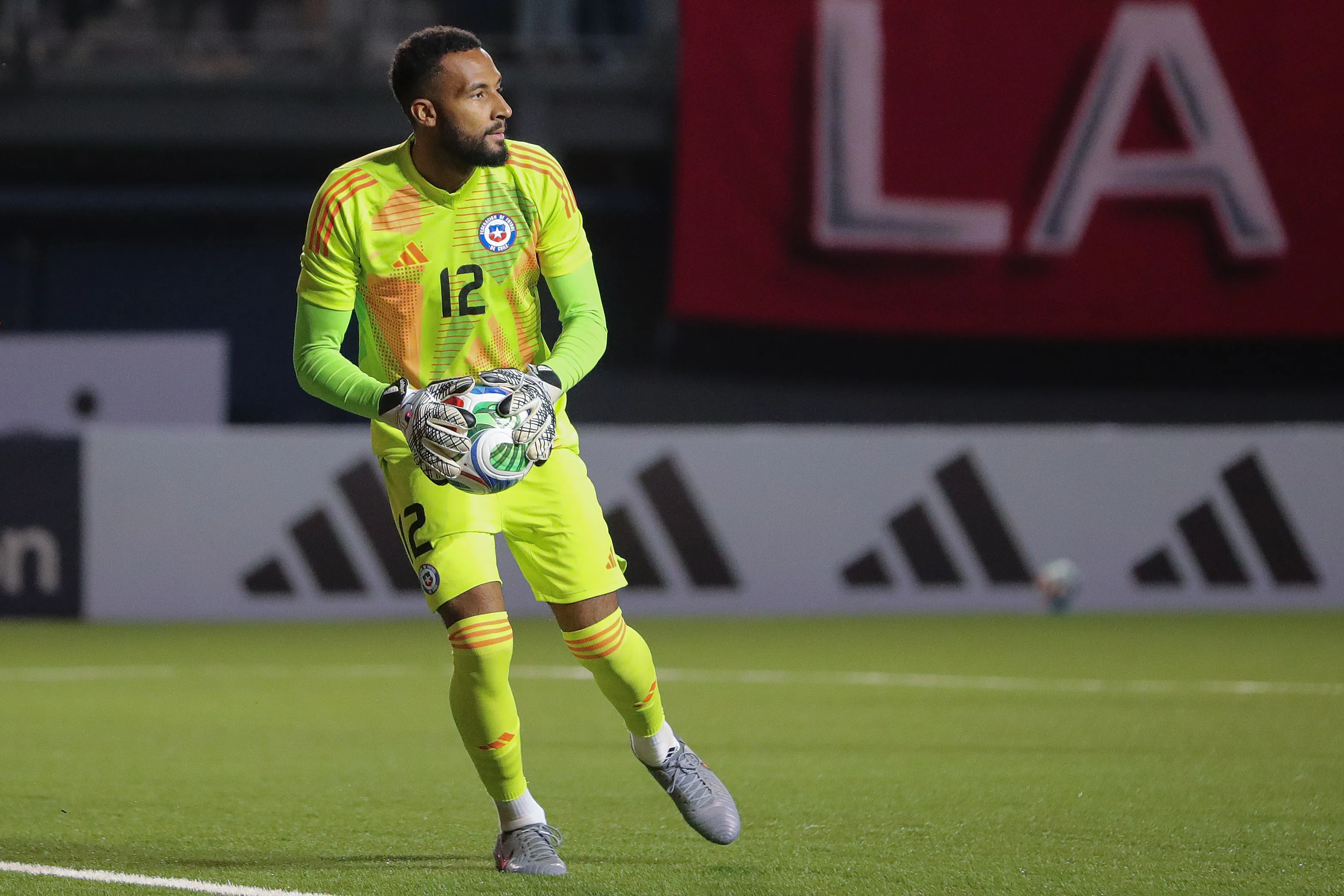 Lawrence Vigouroux ha sido el arquero de La Roja en los últimos partidos oficiales | FOTO: Felipe Zanca/Photosport