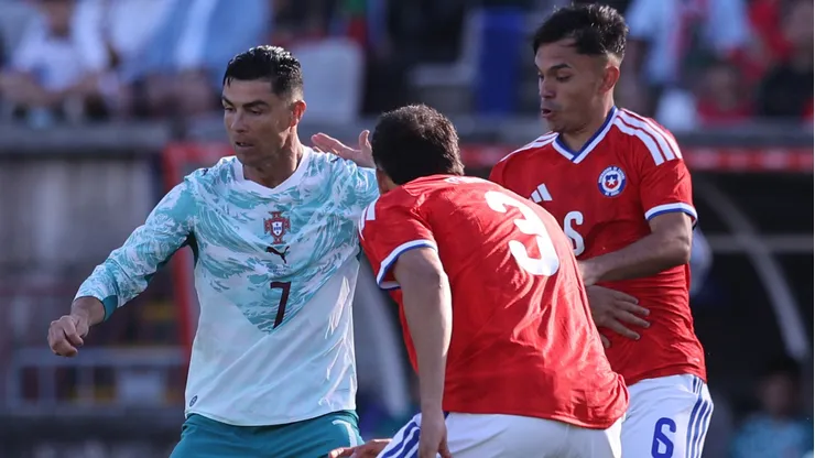 El Bicho disputó los primeros 45 de partido ante Chile (Photo by Carlos Rodrigues/Getty Images)
