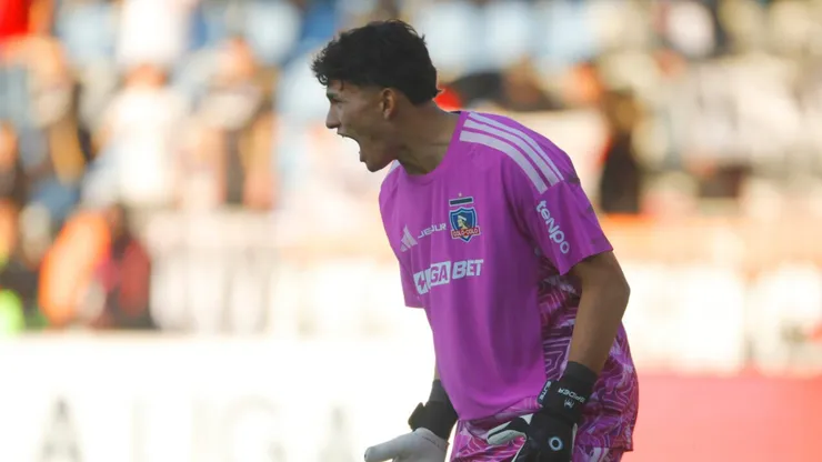 Villanueva suma críticas en Colo Colo.