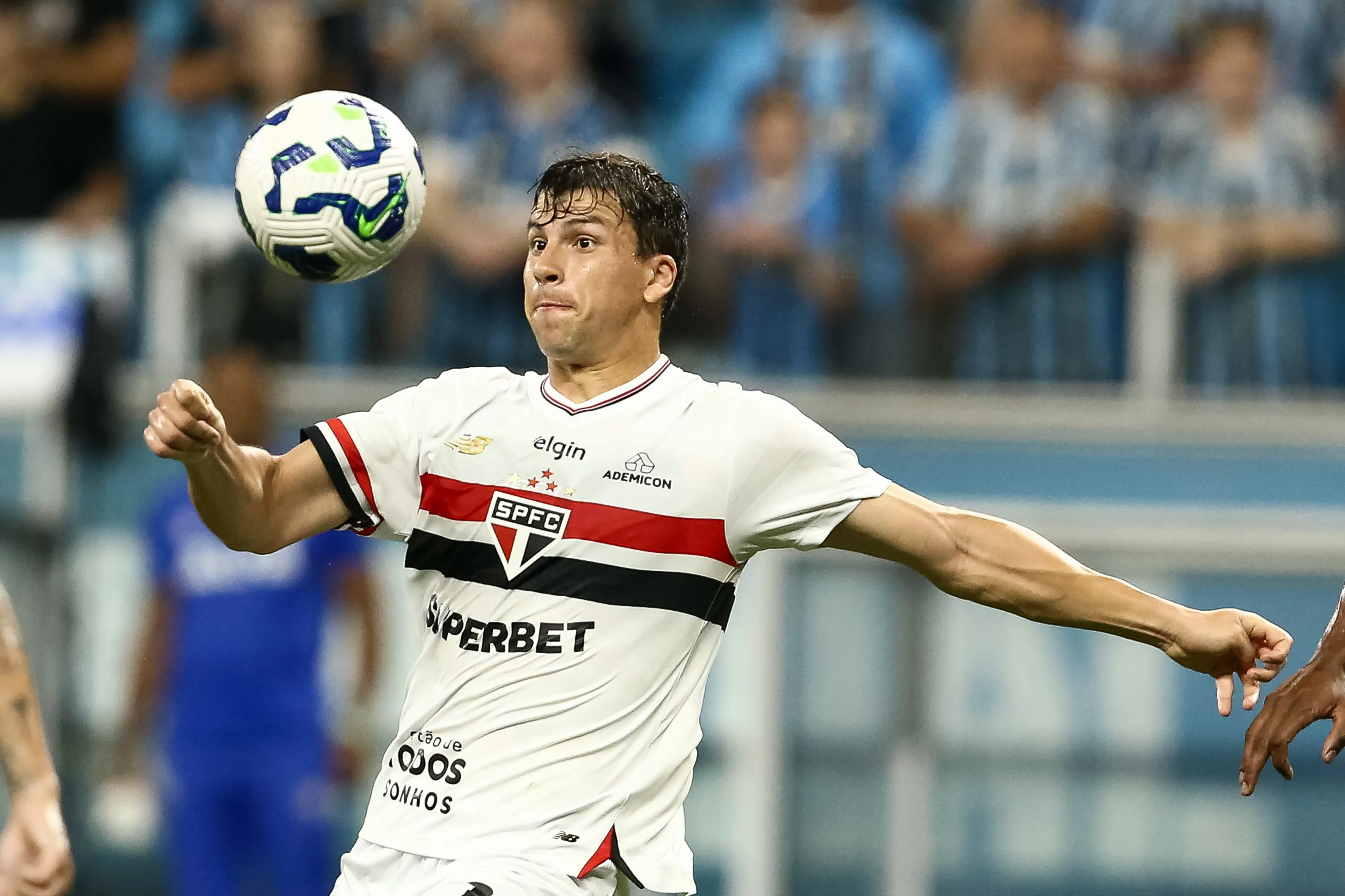 Gonzalo Tapia está en carpeta de Universidad Católica. (Foto: Getty Images)
