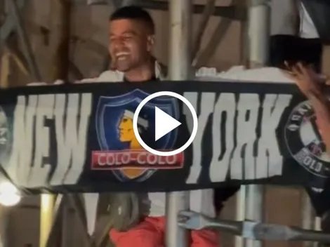Hinchas de Colo Colo se hacen presente en las celebraciones de los New York Knicks