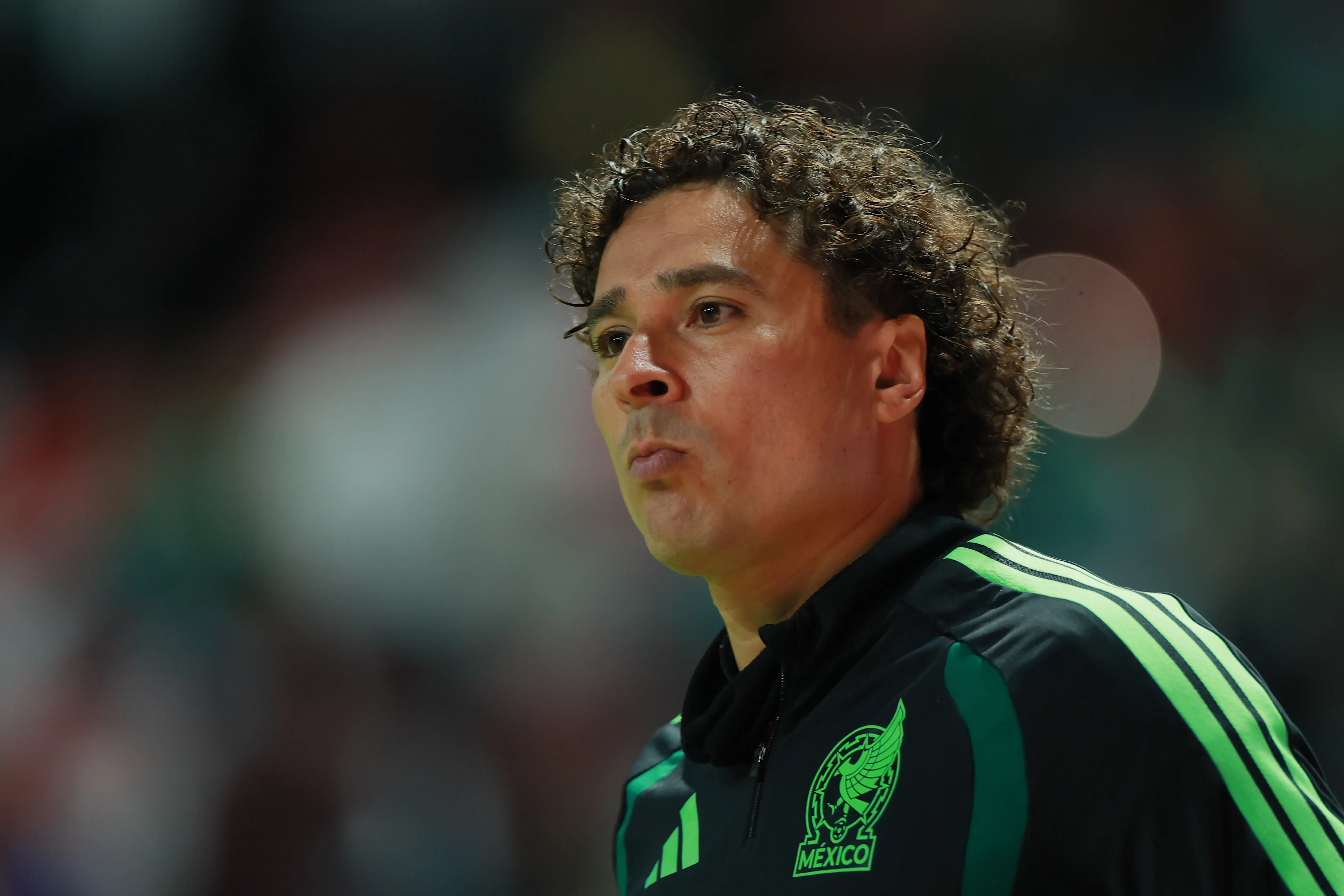 Guillermo Ochoa lleva 11 cotejos, 990 minutos disputados y 12 tantos recibidos en Mundiales | FOTO: Manuel Velasquez/Getty Images