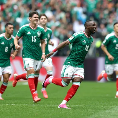 México vs Sudáfrica: Julián Quiñones marca el primer gol del Mundial