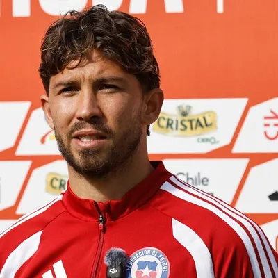 Loyola hace su gran apuesta por este jugador en La Roja: "Lo hizo muy bien"