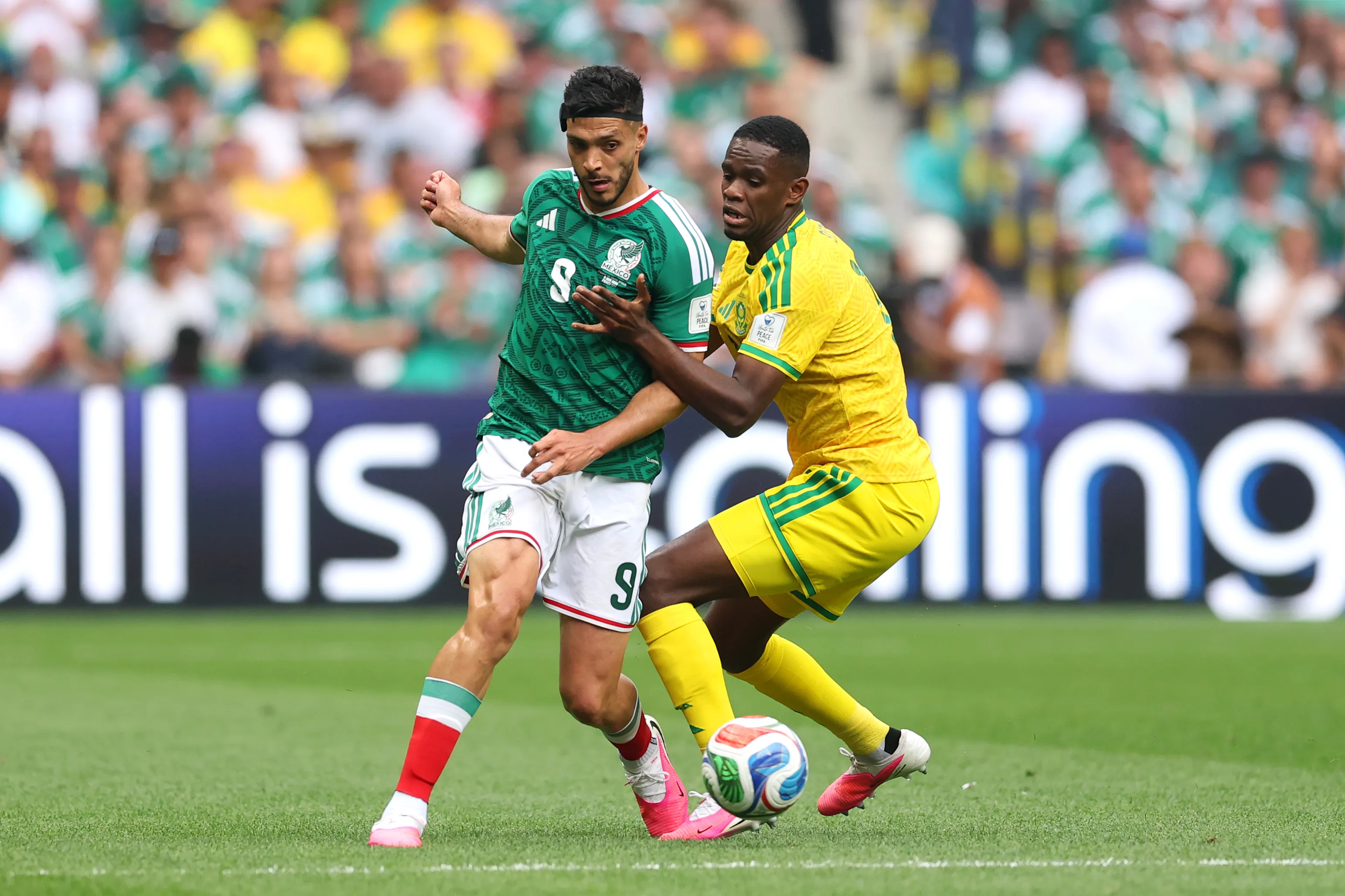 Jiménez anotó uno de lo goles para México | Foto: Getty Images