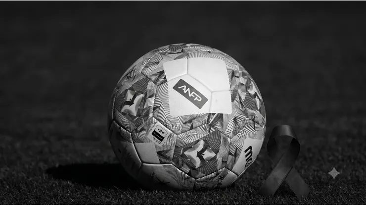 El fútbol chileno está de luto. (Foto: Photosport/IA)