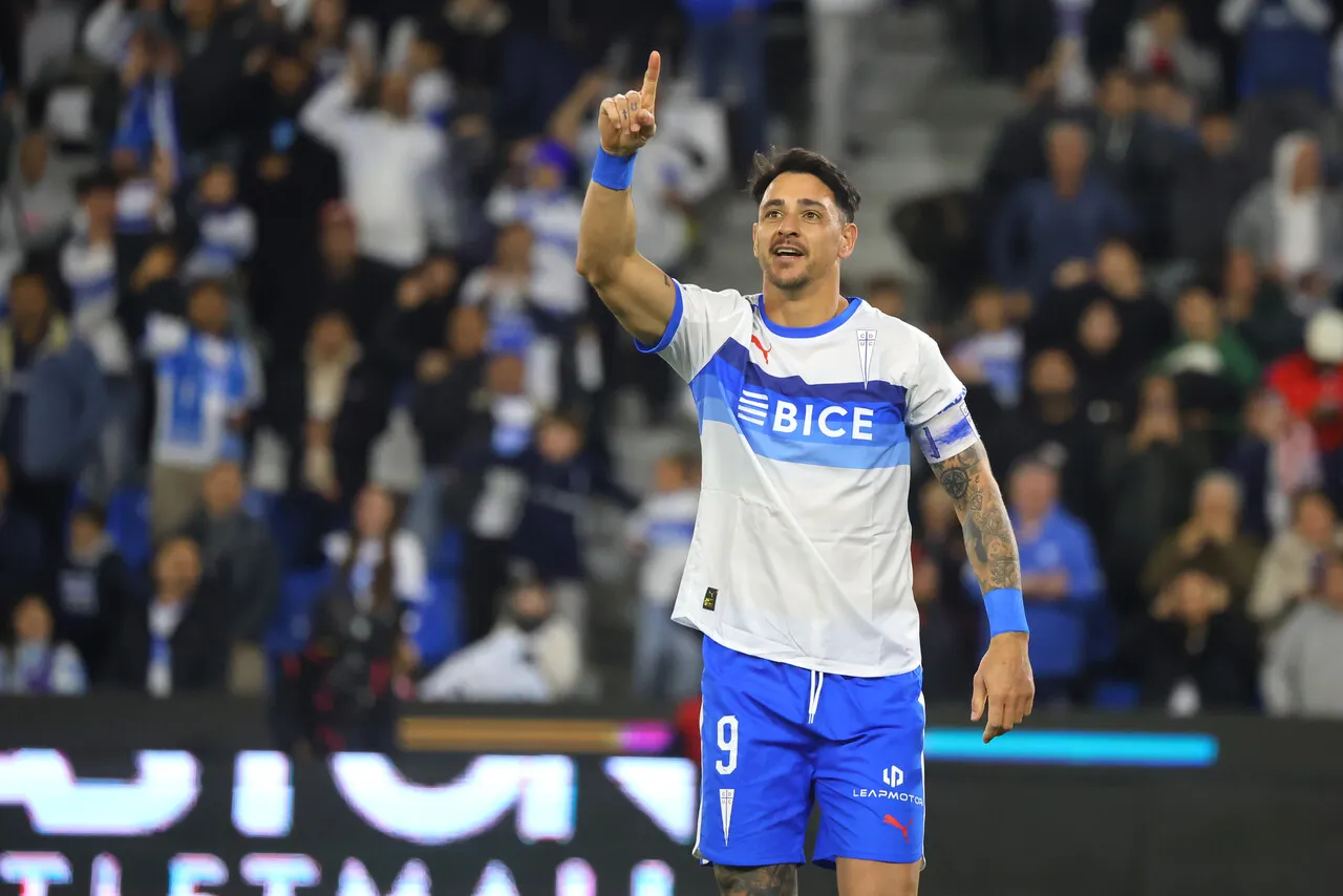 Zampedri y su mensaje en la UC | Foto: Photosport