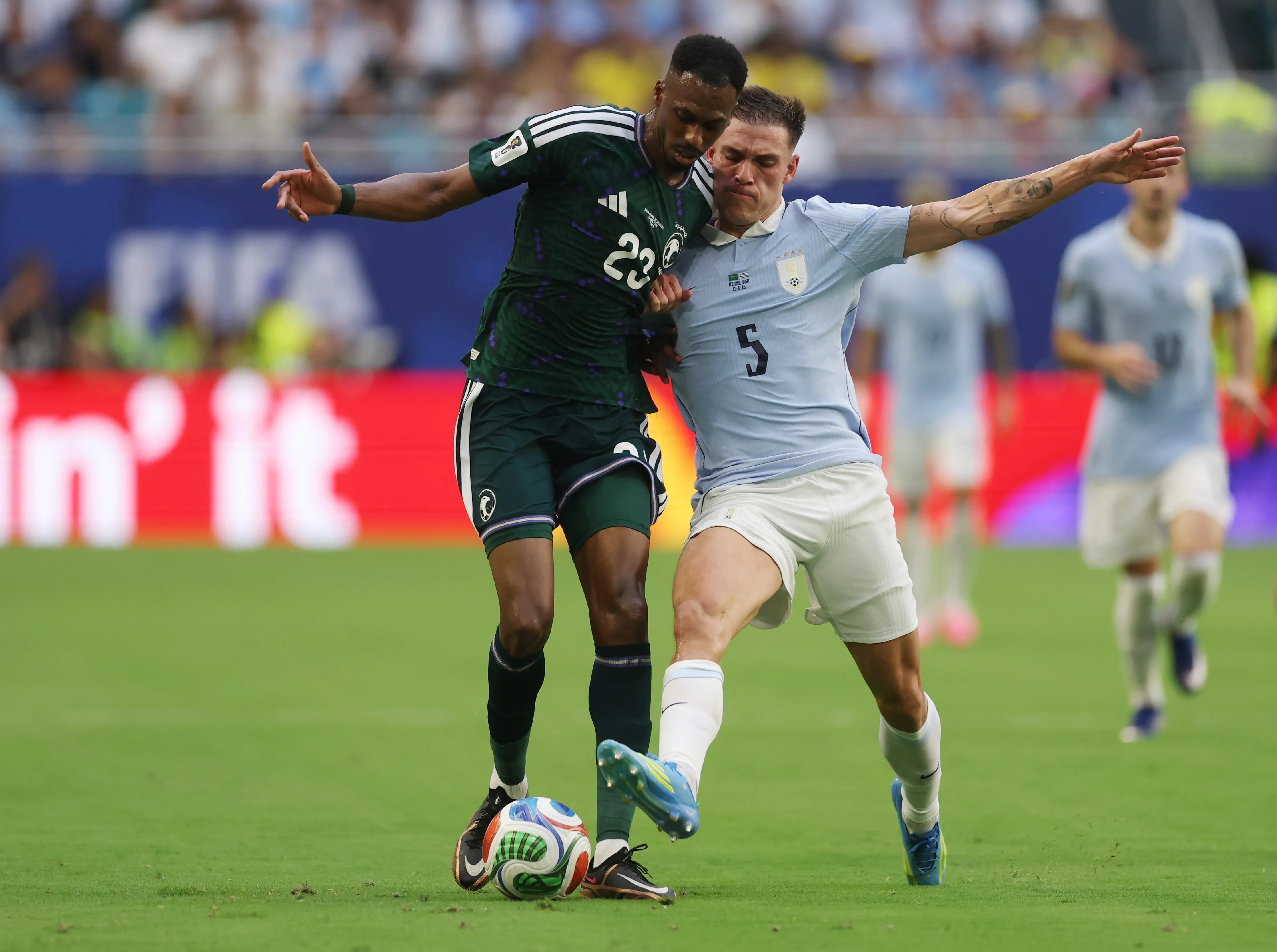 Arabia Saudita y Uruguay protagonizaron un vibrante partido | Foto: Getty Images