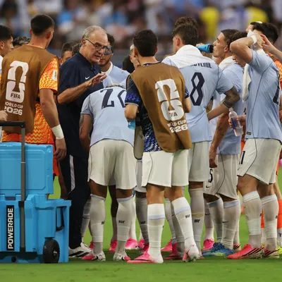 Sudamérica sigue en deuda: Uruguay de Bielsa apenas empata en el debut