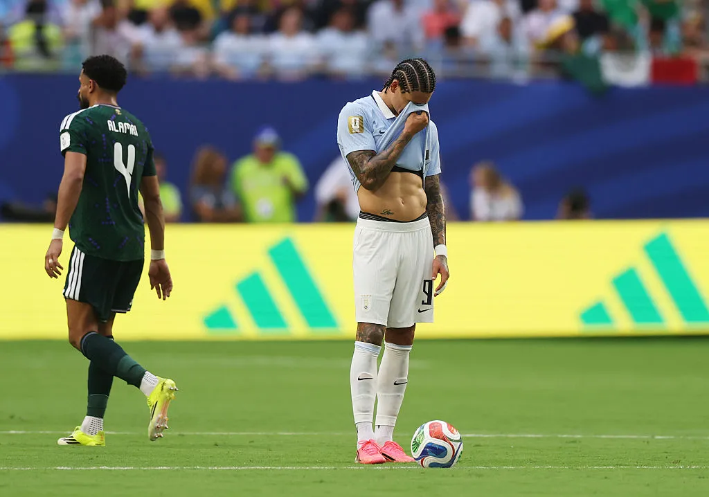 Darwin Núñez se llena de críticas en el debut de Uruguay (Photo by Lars Baron/Getty Images)