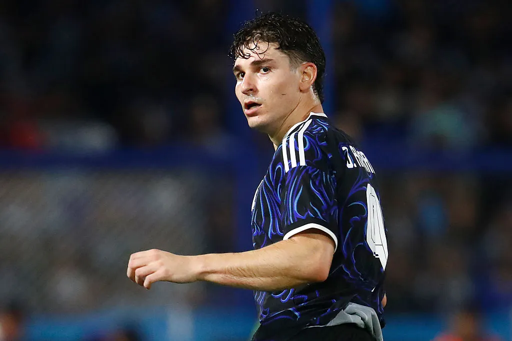 La IA pone sus fichas en Julián Álvarez (Photo by Marcos Brindicci/Getty Images)