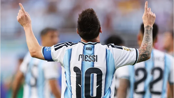 triplete histórico de La Pulga en el debut de Argentina en el Mundial 2026 (Photo by Charlotte Wilson/Getty Images)