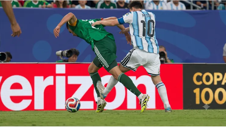 La falta de Lionel Messi que no tuvo ni tarjeta amarilla.