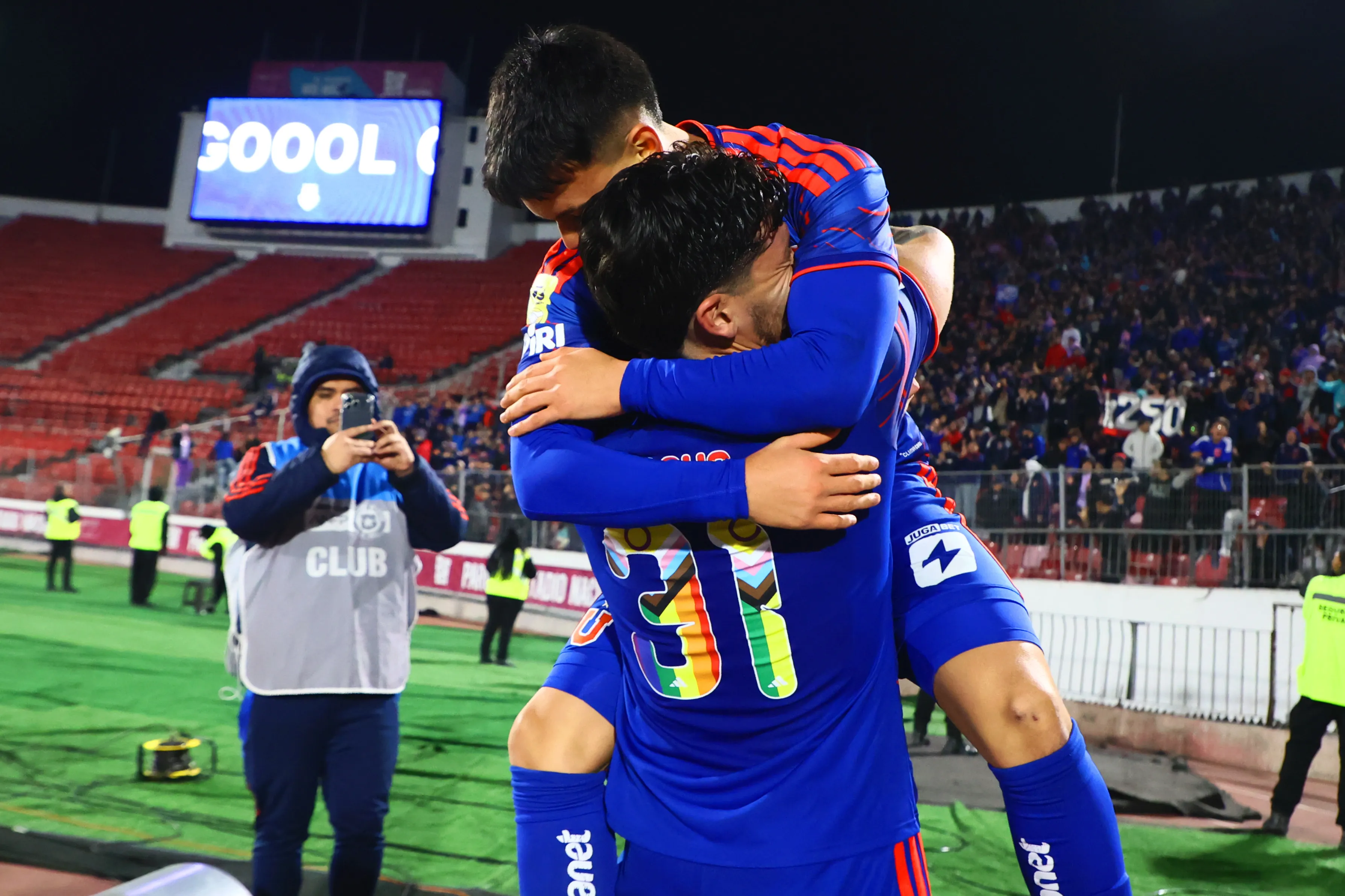 La U vuelve a abrazarse en el Campeonato Nacional | FOTO: Dragomir Yankovic/Photosport