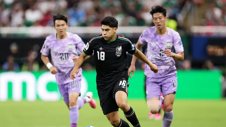 México avanza de ronda en el Mundial (Photo by Luke Hales/Getty Images)