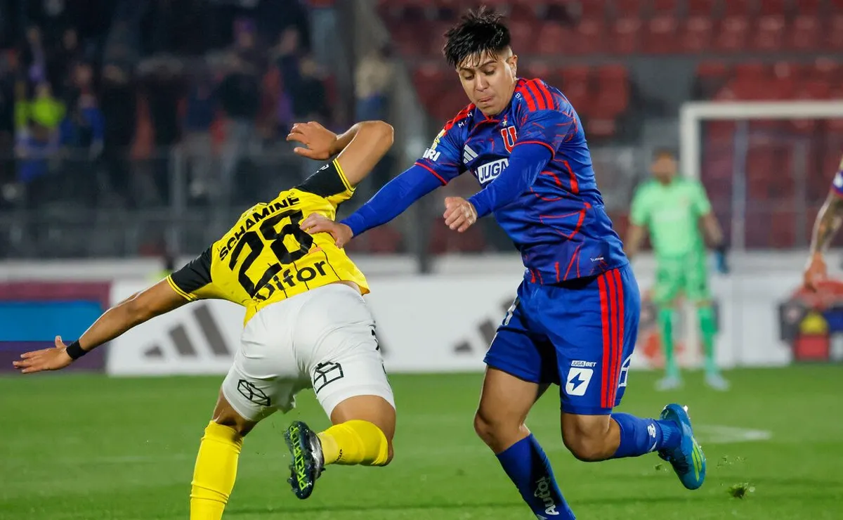 VIDEO | La jugada de Marcelo Morales que sacó aplausos en los hinchas de la Universidad de Chile