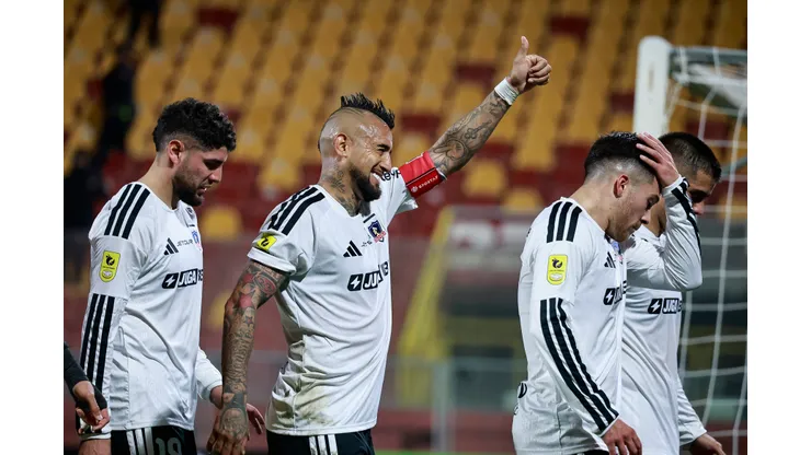 Arturo Vidal contribuyó con un gol en el triunfo de Colo Colo.