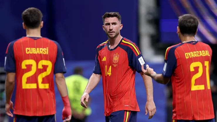 España enfrenta a Arabia Saudita.