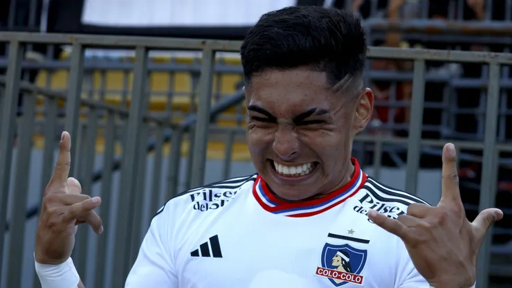 Jordhy Thompson se acerca a Colo Colo. (Foto: Andrés Piña/Photosport)