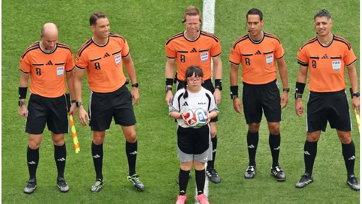 La pequeña viñamarina enterneció las redes con su desplante dentro de la cancha.