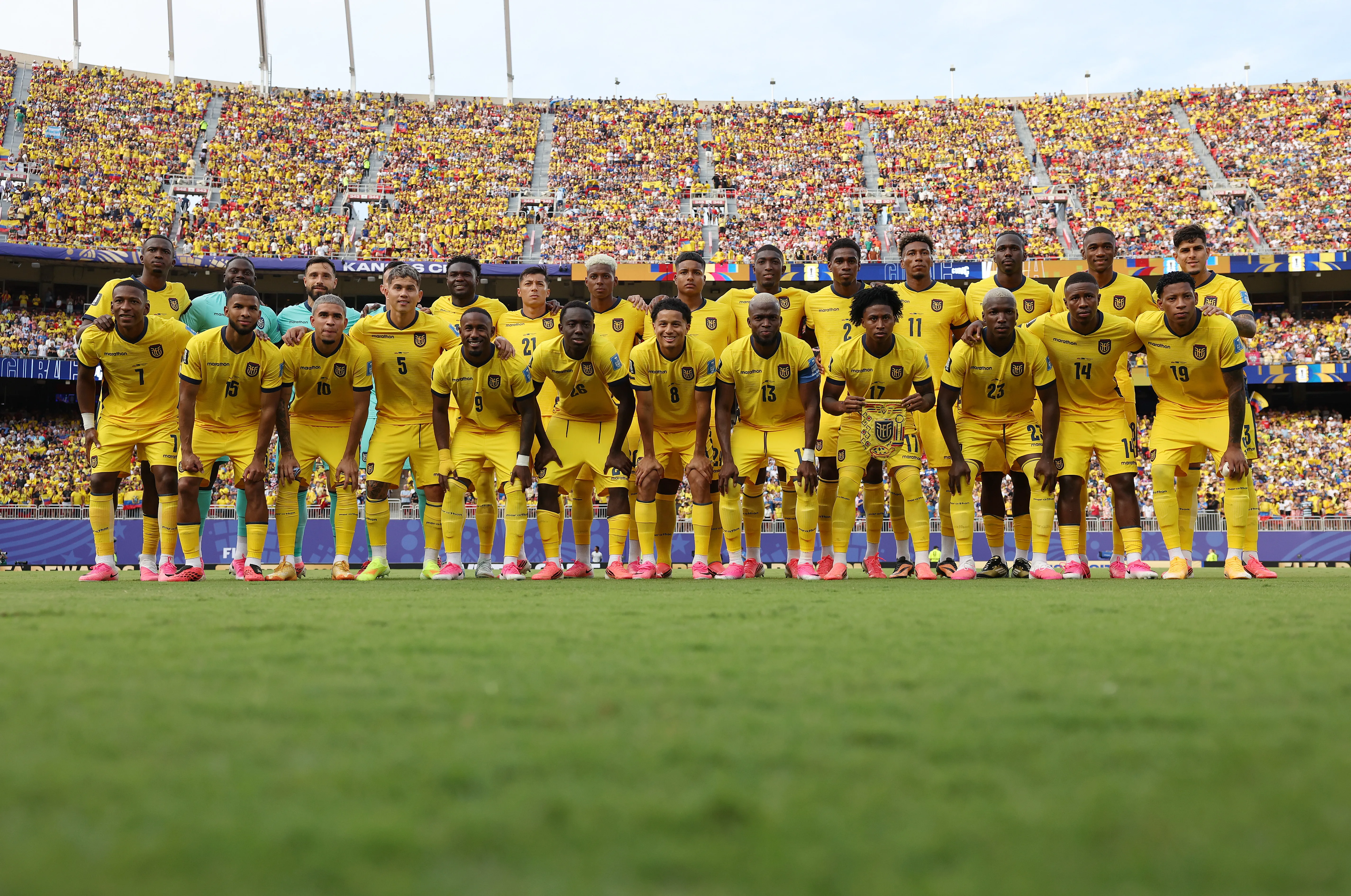 KANSAS CITY, MISSOURI – JUNE 20: Ecuador players pose for a team photograph before the FIFA World Cup 2026 Group E match between Ecuador and Curacao at Kansas City Stadium on June 20, 2026 in Kansas City, Missouri. (Photo by Charlotte Wilson/Getty Images)