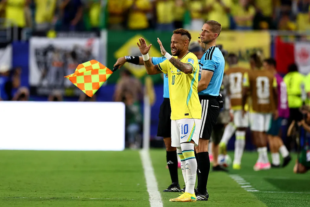 Neymar logró debutar en la goleada de Brasil ante Escocia. (Foto: Megan Briggs/Getty Images)