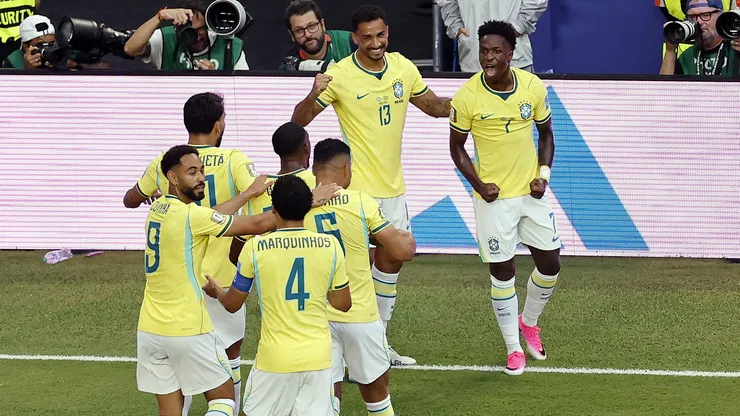 Brasil clasifica líder de su grupo (Photo by Michael Reaves/Getty Images)