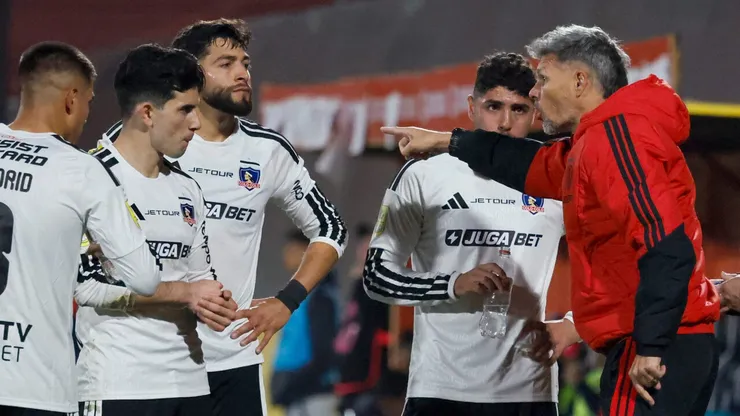 Colo Colo busca cerrar a su primer refuerzo.