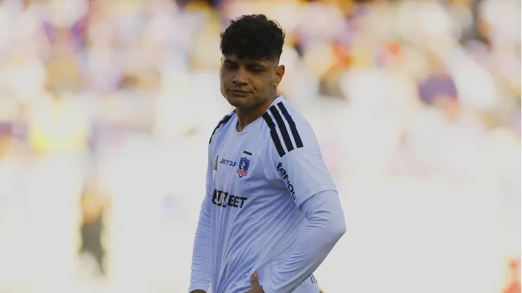 Claudio Aquino no lo pasa bien en Colo Colo. (Foto: Marco Vázquez/Photosport)