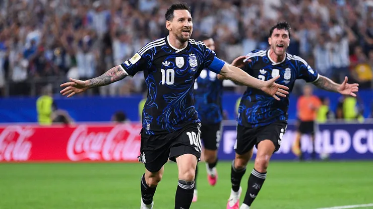 Messi anotó en nuevo triunfo de Argentina en el Mundial.
