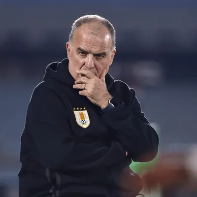 Destapan los 4 nombres que suenan para reemplazar a Bielsa en Uruguay