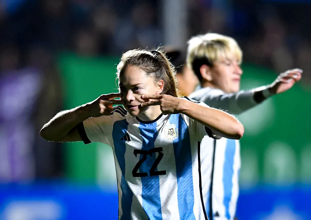 En Colo Colo evalúan el regreso de Estefanía Banini (Photo by Marcelo Endelli/Getty Images)