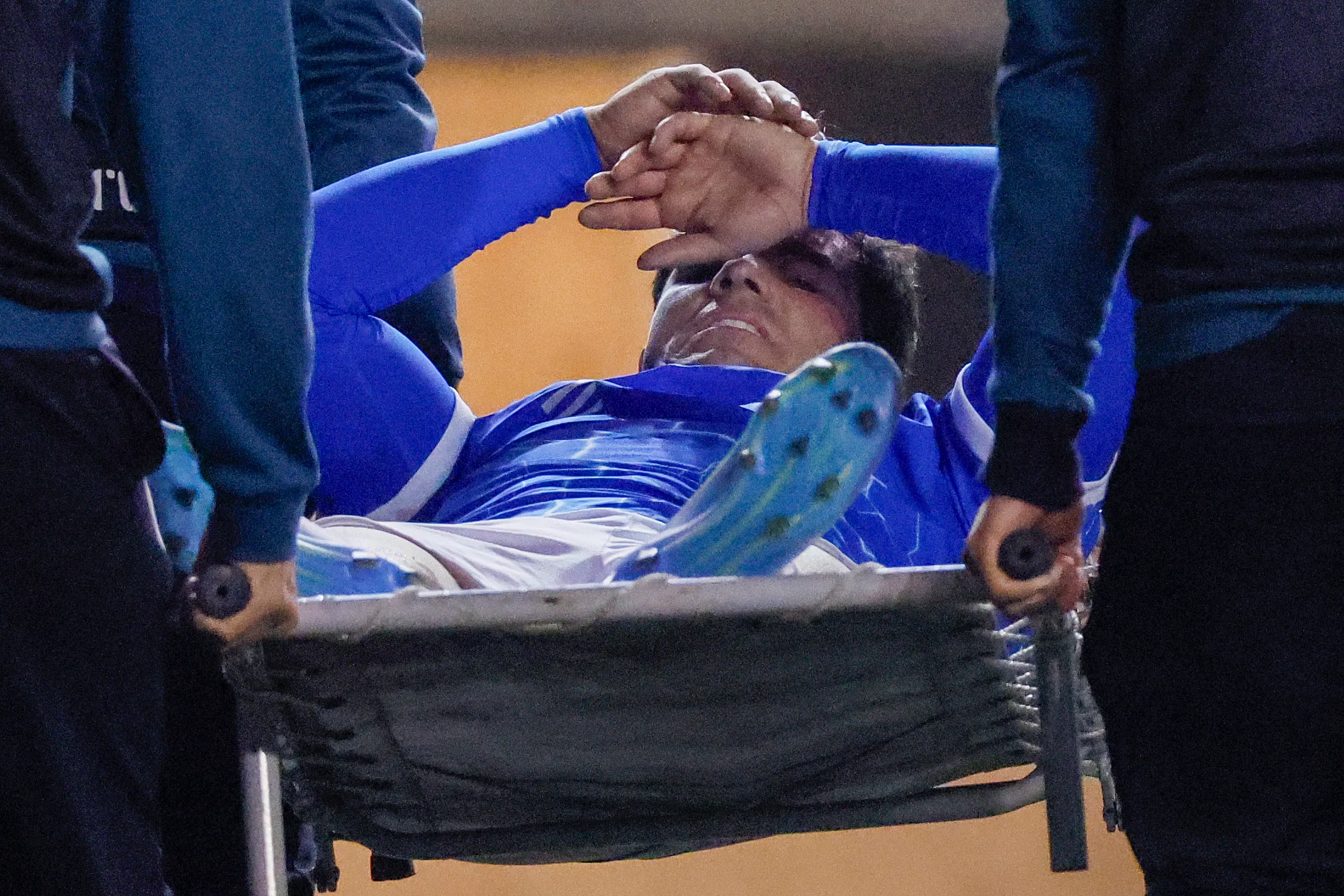 Montes le da un alarmante dolor de cabeza a la UC | FOTO: Andres Pina/Photosport