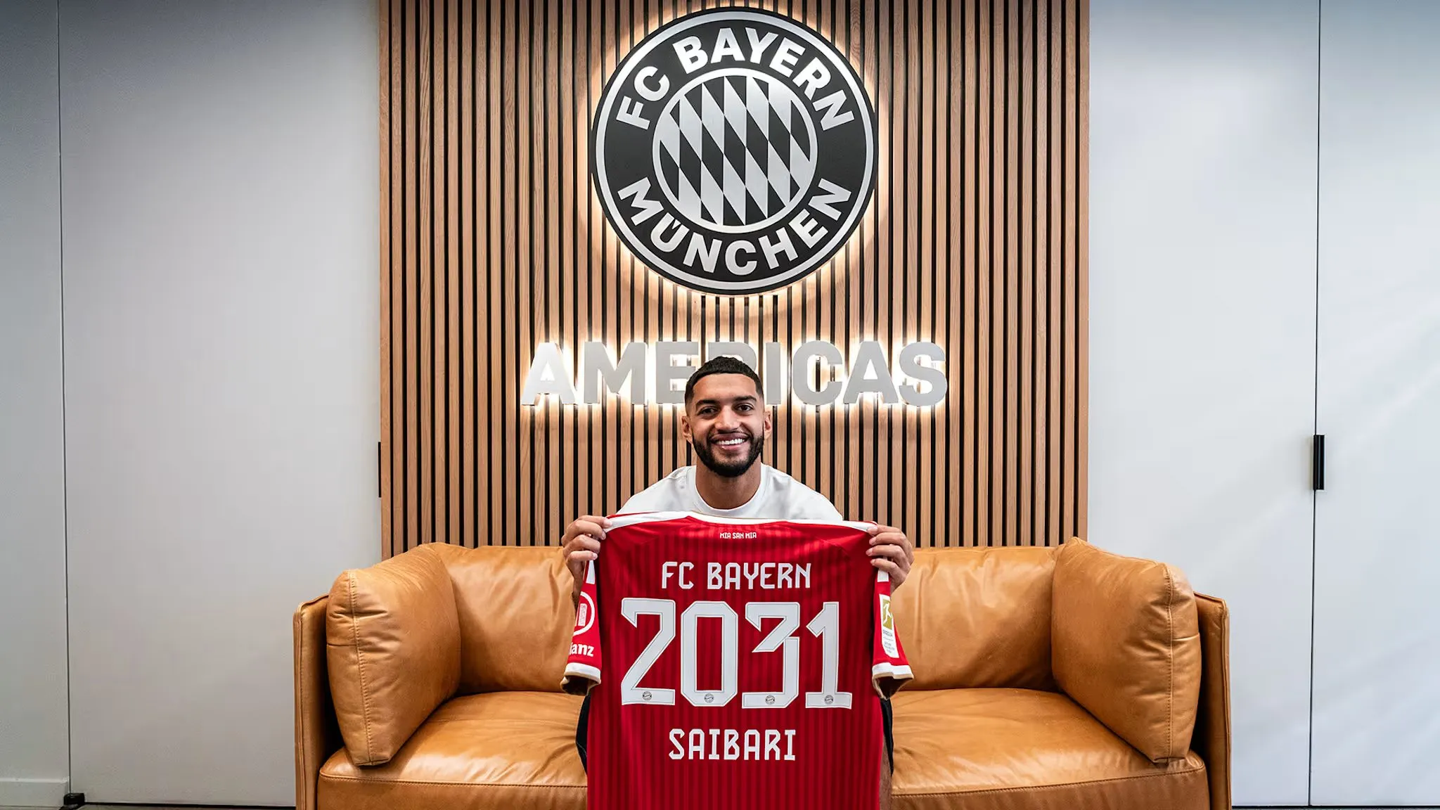 Ismael Saibari firmó con el Bayern Múnich en medio del Mundial 2026. (Foto: @FC Bayern)