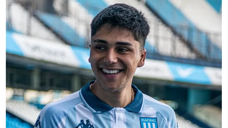 El delantero sigue sin confirmar su próximo destino.