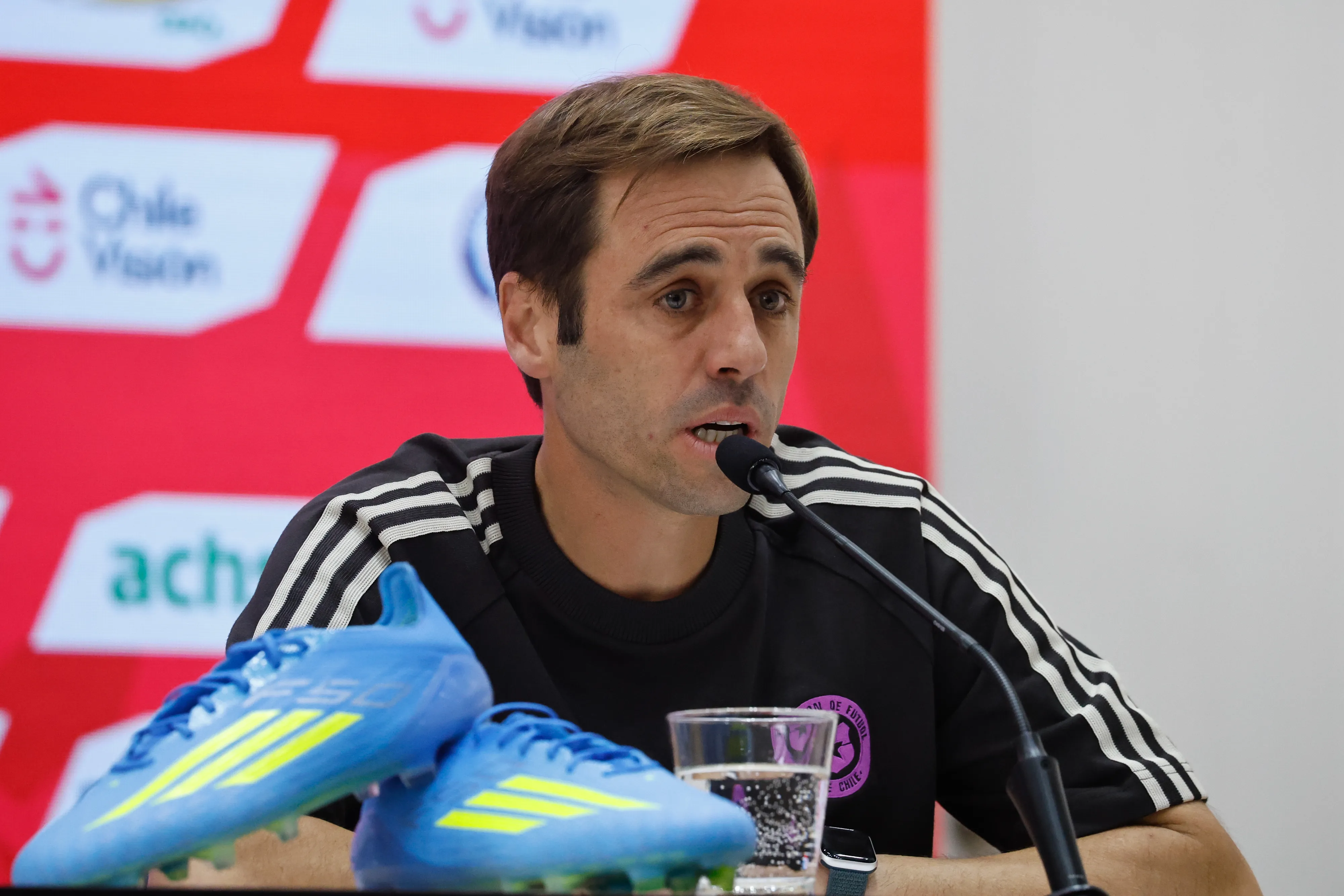 Felipe Correa, gerente de selecciones no tiene en su horizonte llamar a Sebastián Beccacece.