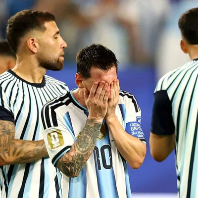 Argentina juega con otro reglamento: La imagen que levanta sospechas