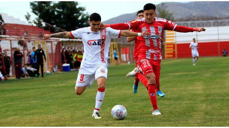Unión San Felipe rescata un empate en el último minuto.