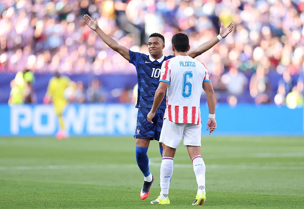 Mbappé vuelve a ser el salvador de Francia | Foto: Getty Images