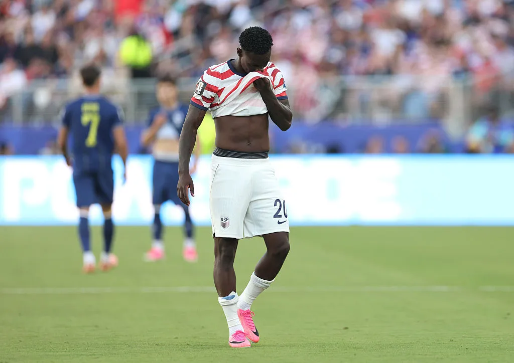 De manera increíble, Balogun podrá jugar hoy. | Foto: Getty Images