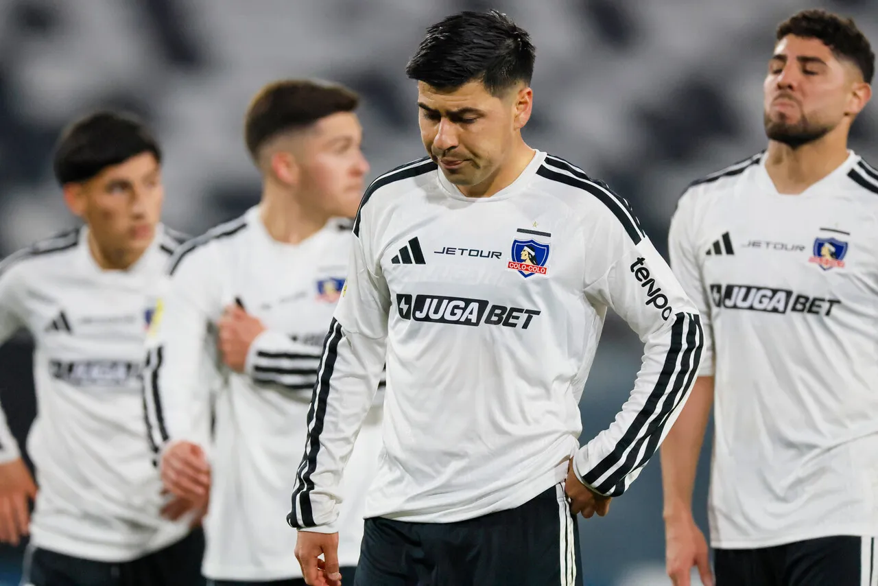 Colo Colo suma dos partidos sin conocer de victorias. | Foto: Photosport