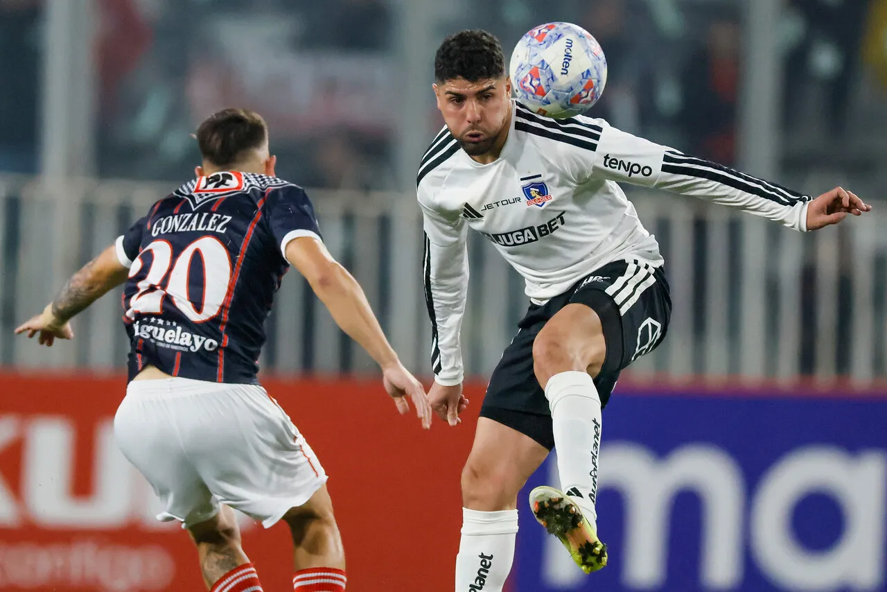 Colo Colo igualó 2-2 ante Deportes Recoleta. | Foto: Photosport