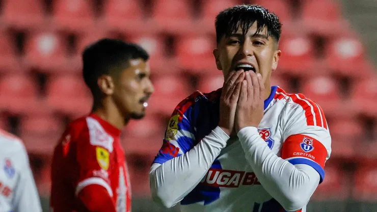 Marcelo Morales recibe un duro castigo en la Universidad de Chile