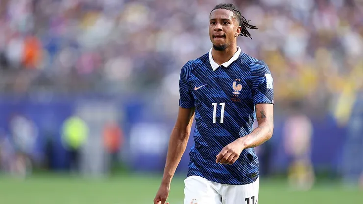 Francia recibe un nuevo golpe de la FIFA y lo sufre Michael Olise