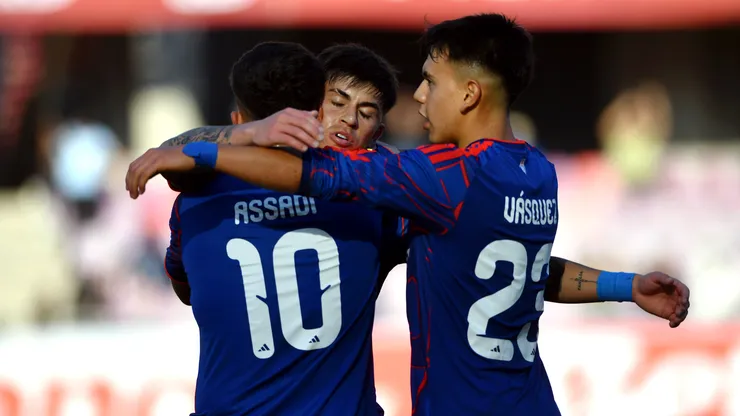 Maximiliano Guerrero continúa en Universidad de Chile.