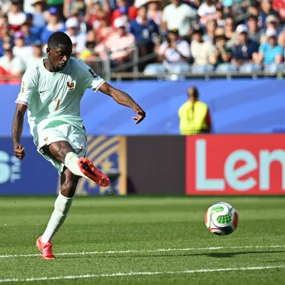 EN VIVO: Dembelé le da el gol de la tranquilidad a Francia
