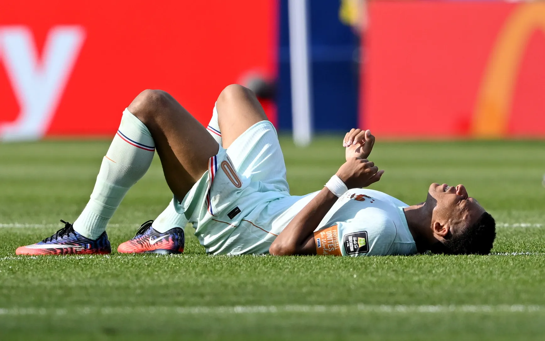 Kylian Mbappé pidió el cambio cerca del final del partido ante Marruecos. (Photo by Shaun Botterill/Getty Images)