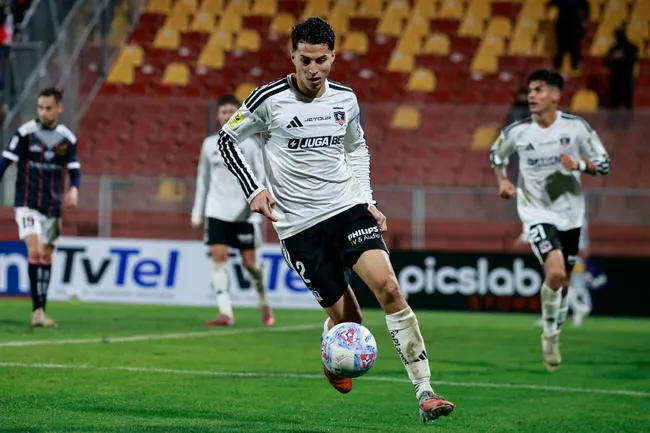 Jonathan Villagra se queda en Colo Colo. (Foto: Diego Martin/Photosport)