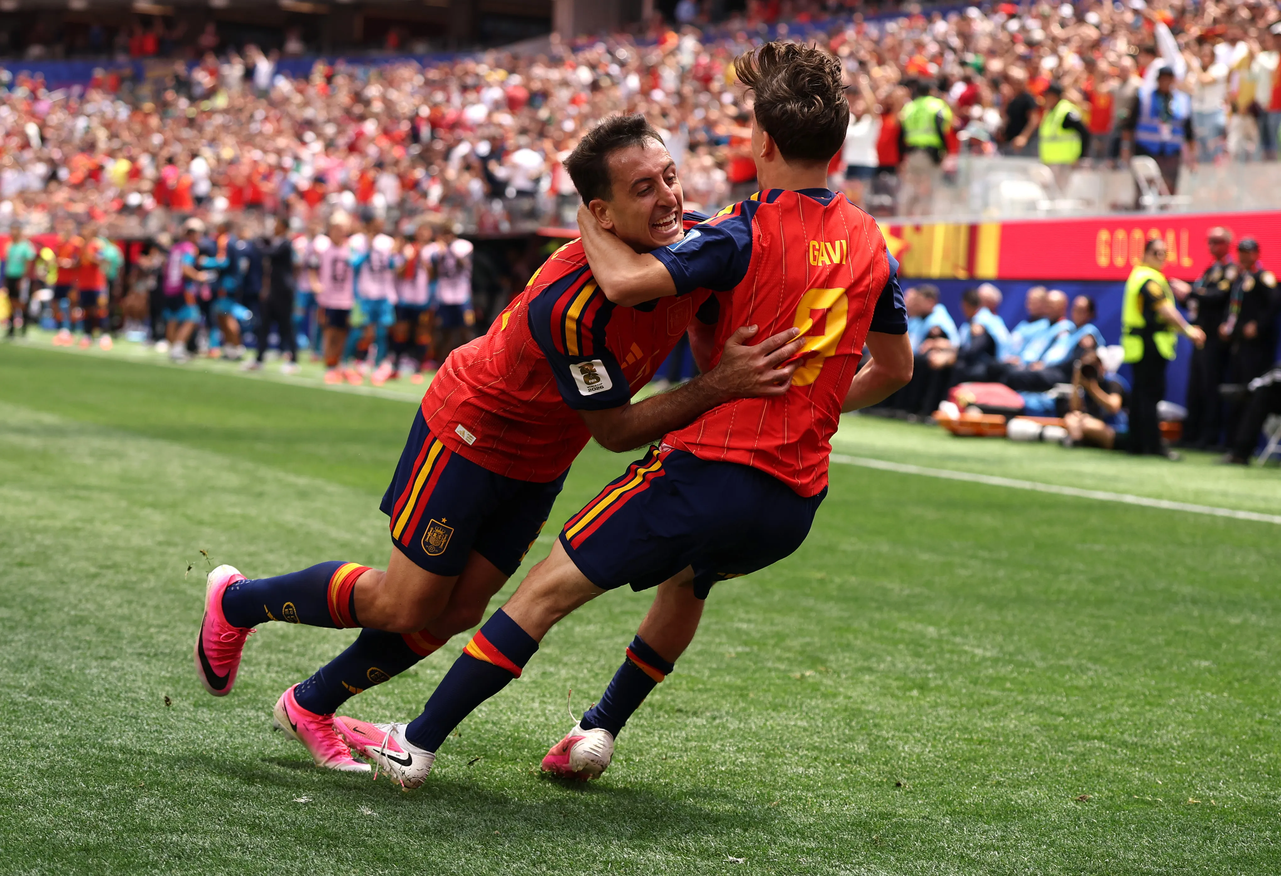Los españoles quieren volver a abrazarse en el Mundial 2026 | FOTO: Francois Nel/Getty Images